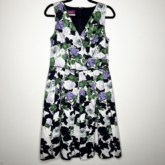 Talbots Dresses & Skirts - Talbots Oprah Magazine Dress Floral Pleated Skirt Women’s 6